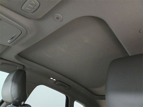 New 2026 Lincoln Corsair Grand Touring image 12