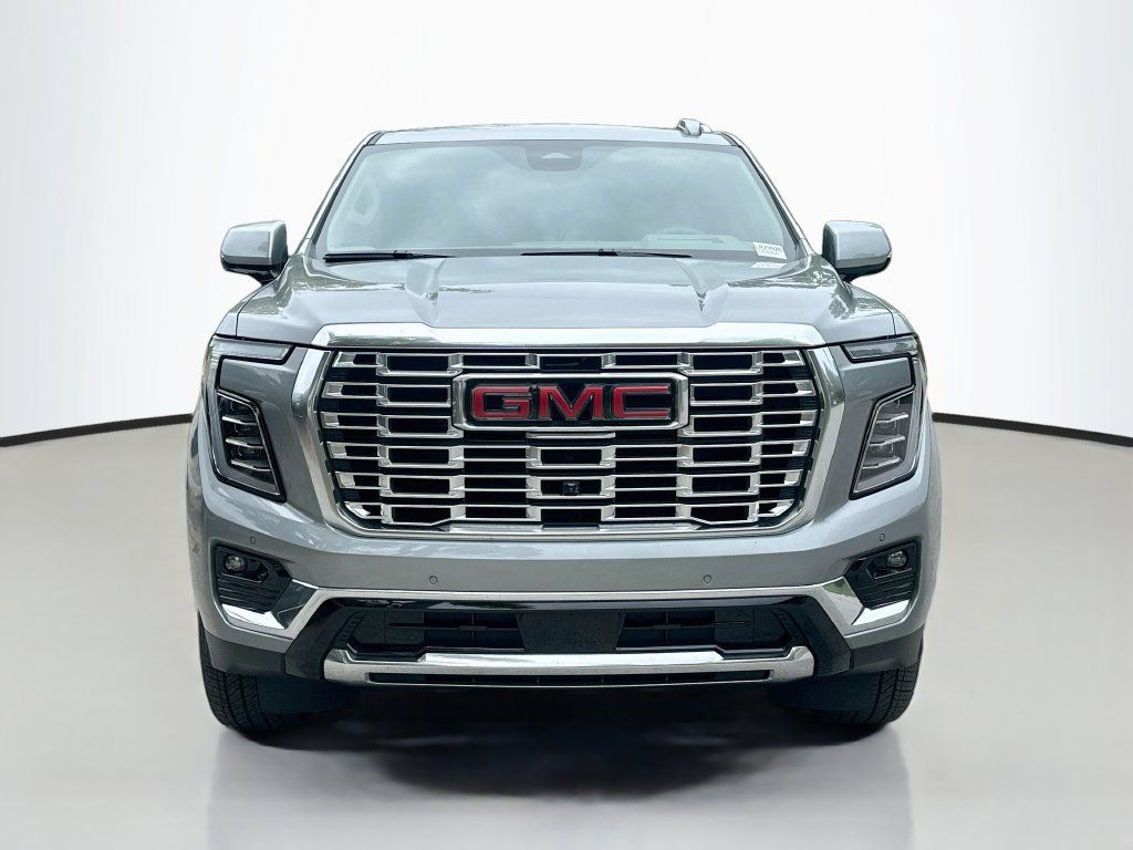 Used 2025 GMC Yukon XL Denali w/ Denali Reserve Package AWD/4WD image 6