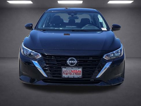 Used 2024 Nissan Sentra SV FWD image 9