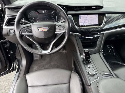 Certified 2024 Cadillac XT6 Premium Luxury w/ LPO, Floor Liner Package AWD/4WD image 31