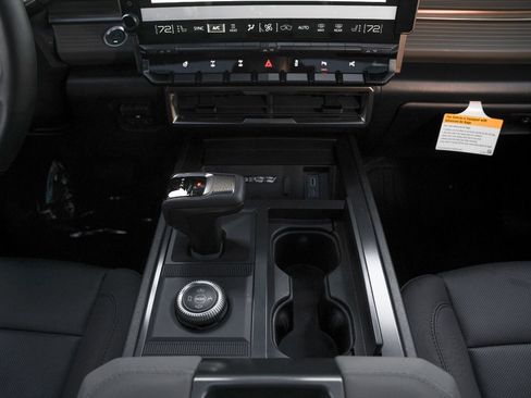 Used 2024 GMC Hummer EV 3X w/ Extreme Off-Road Package image 44