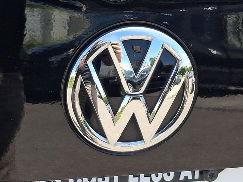 Used 2020 Volkswagen Jetta SE w/ SE Cold Weather Package FWD image 29