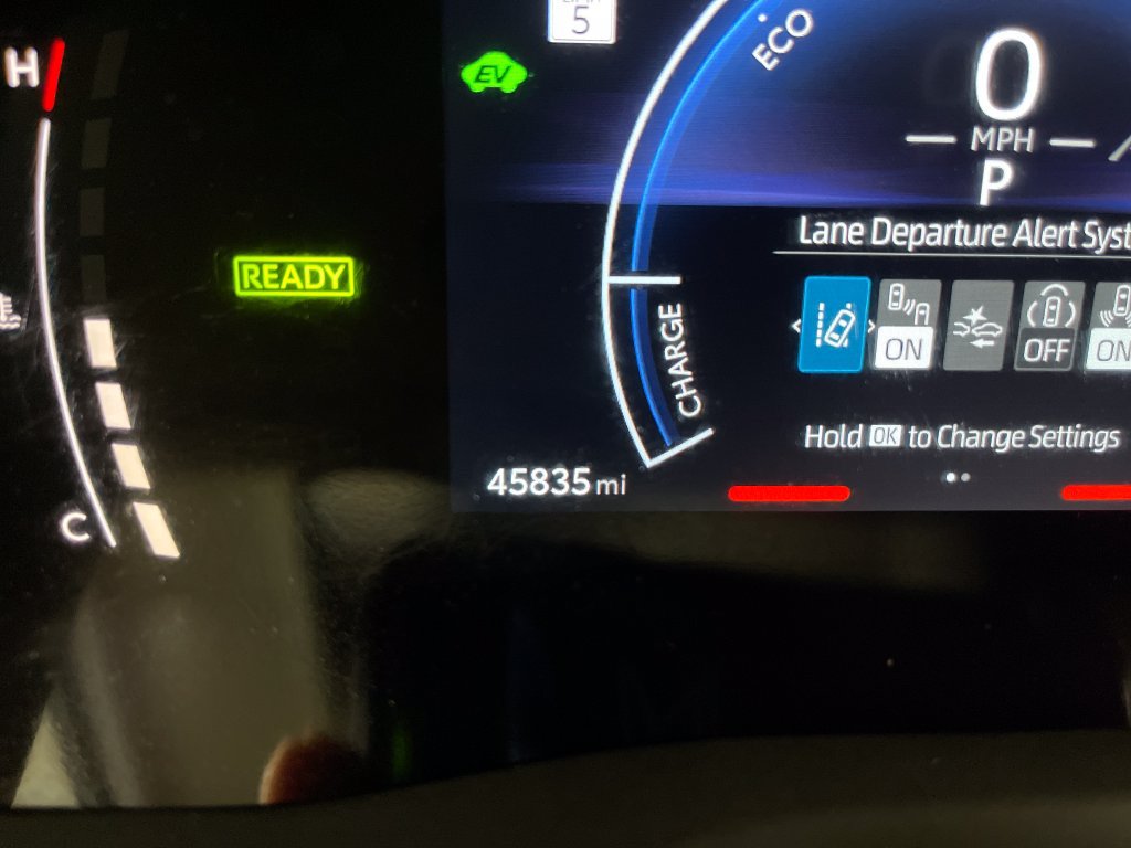 Used 2025 Toyota Camry LE FWD image 19