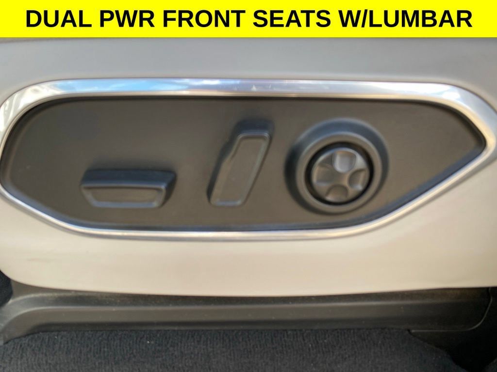 Used 2024 Jeep Wagoneer Series II w/ Flexible Seating Group RWD image 13
