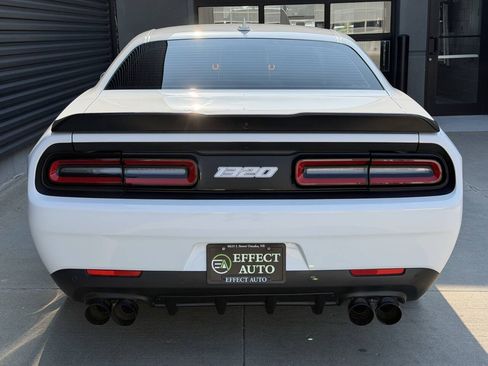 Used 2022 Dodge Challenger R/T Scat Pack RWD image 13