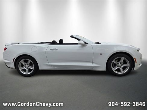Used 2023 Chevrolet Camaro LT image 7