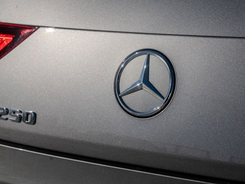 Certified 2023 Mercedes-Benz CLA 250 4MATIC image 9