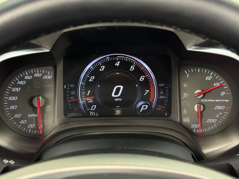 Used 2016 Chevrolet Corvette 1LT w/ Battery Protection Package image 17