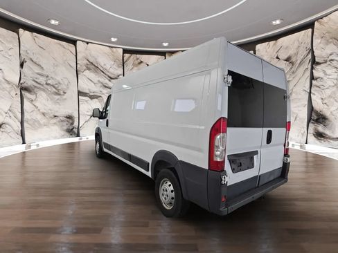 Used 2017 RAM ProMaster 2500 w/ Interior Convenience Group FWD image 4