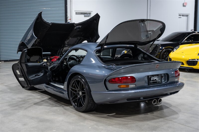 Used 2000 Dodge Viper GTS RWD image 33