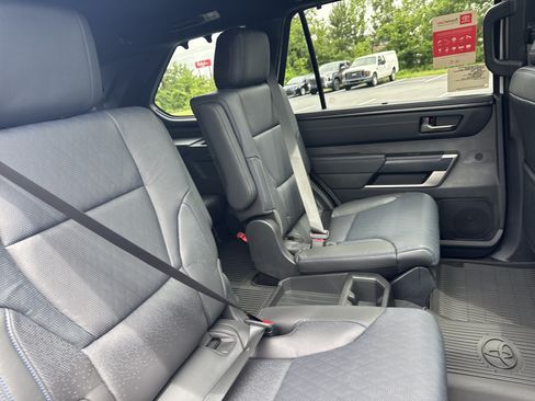 New 2026 Toyota Sequoia Platinum AWD/4WD image 32