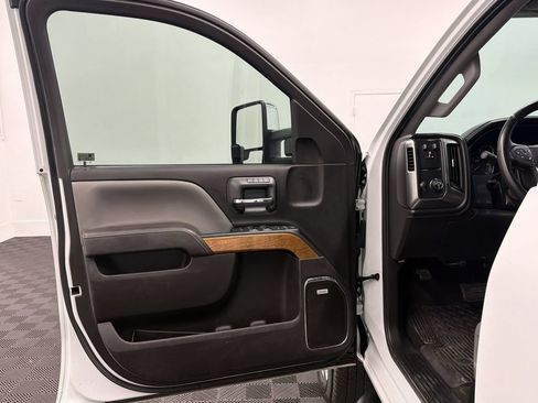 Used 2017 Chevrolet Silverado 2500 LTZ w/ Duramax Plus Package RWD image 13