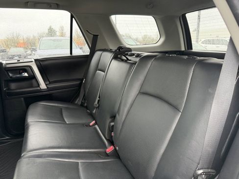 Used 2016 Toyota 4Runner Limited image 30