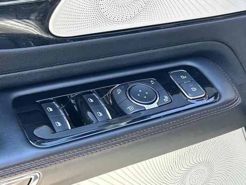 Used 2020 Lincoln Aviator Reserve w/ Equipment Group 201A AWD/4WD image 21