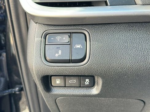 Used 2020 Kia Optima LX image 14