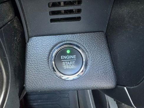 Used 2022 Ford F350 Platinum w/ FX4 Off-Road Package image 35