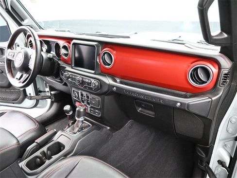 Used 2023 Jeep Wrangler Unlimited Rubicon w/ LED Lighting Group image 40