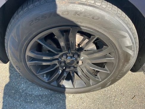 Used 2019 Land Rover Range Rover Sport HSE AWD/4WD image 11
