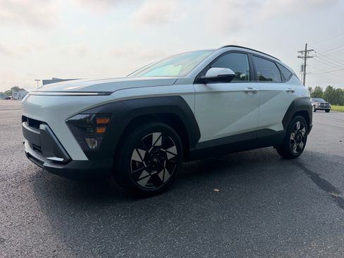 Used 2024 Hyundai Kona SEL FWD image 9