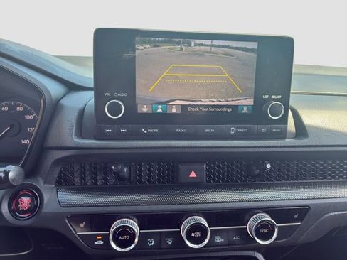 Used 2025 Honda CR-V EX image 16