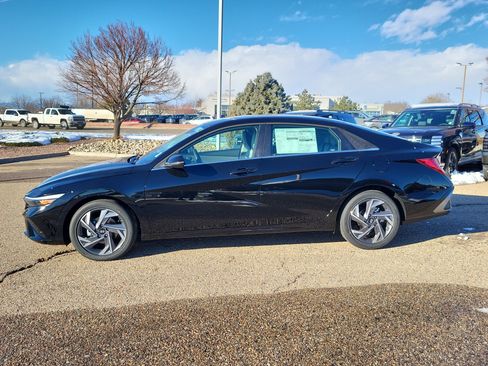 New 2026 Hyundai Elantra Limited image 2