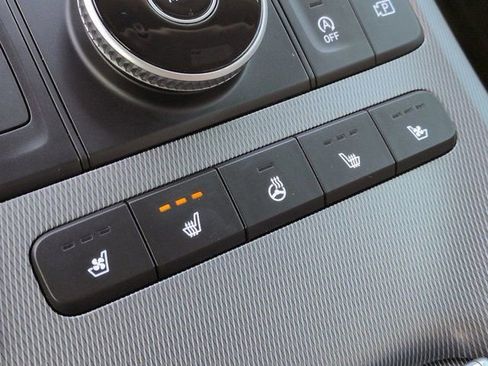 Used 2024 Hyundai Palisade Limited FWD image 23