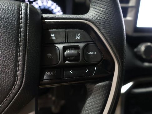 Used 2023 Toyota Tundra Limited image 33