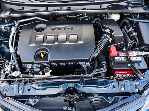 Used 2019 Toyota Corolla XSE image 27