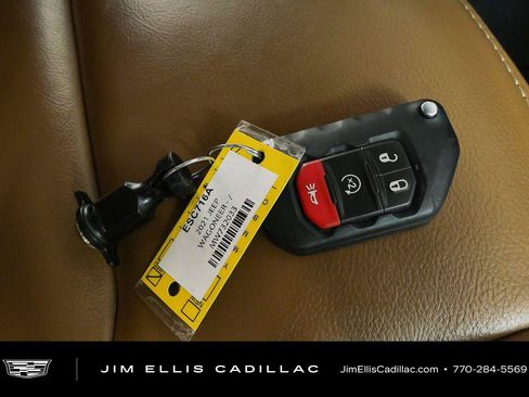 Used 2021 Jeep Wrangler Unlimited Sahara AWD/4WD image 36