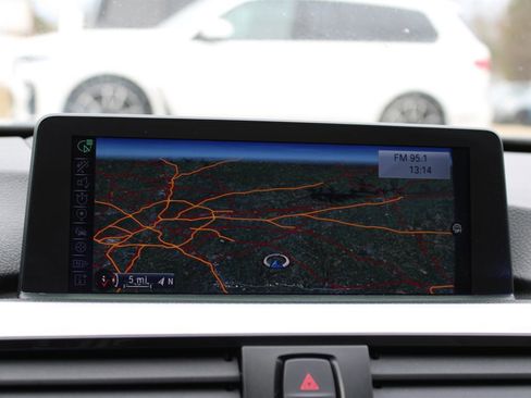 Used 2014 BMW 428i Convertible image 26