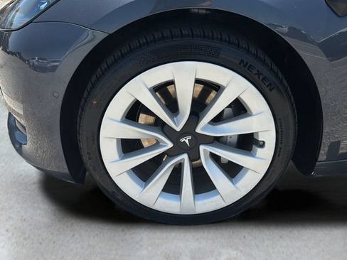 Used 2021 Tesla Model 3 Long Range AWD/4WD image 10