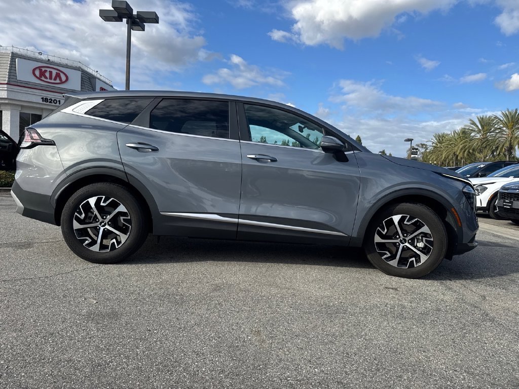Certified 2024 Kia Sportage EX FWD image 6