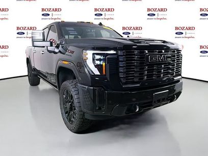 Used 2026 GMC Sierra 2500 Denali Ultimate w/ LPO, Black Badging Package