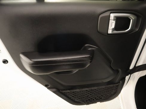 Used 2020 Jeep Wrangler Unlimited Sport S image 15