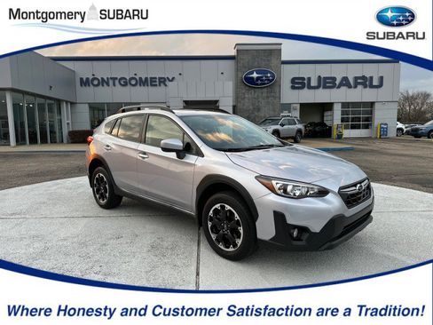 Certified 2023 Subaru Crosstrek 2.0i Premium image 1