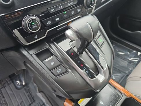 Used 2021 Honda CR-V Touring image 19