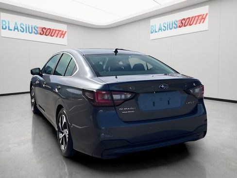 Used 2021 Subaru Legacy Premium image 5