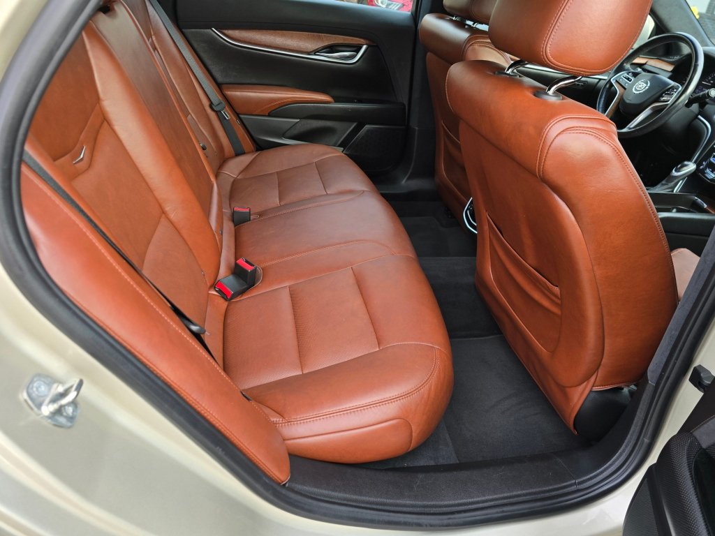 Used 2015 Cadillac XTS Luxury FWD image 23