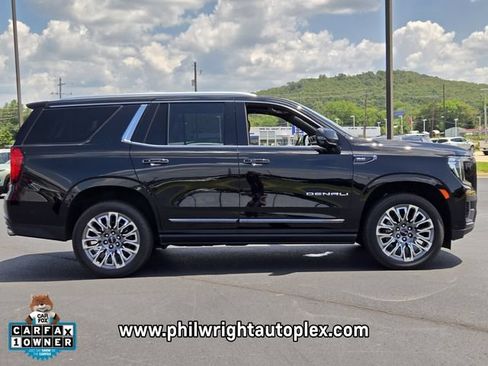 Used 2023 GMC Yukon Denali Ultimate AWD/4WD image 2