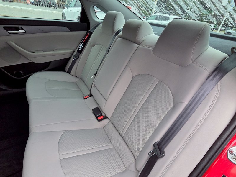Used 2019 Hyundai Sonata SE FWD image 19