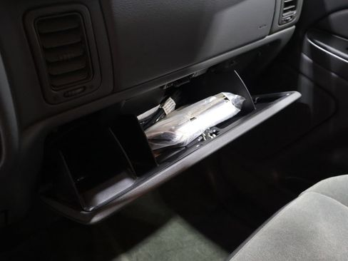 Used 2004 Chevrolet Silverado 1500 4x4 Extended Cab w/ Light Duty Power Package image 24