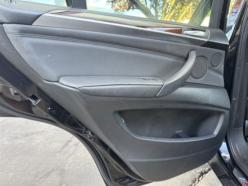 Used 2013 BMW X5 xDrive50i image 23