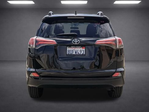 Used 2016 Toyota RAV4 LE FWD image 5
