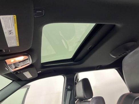 Used 2024 Dodge Durango GT image 36