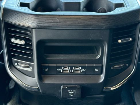 Used 2024 RAM 1500 Laramie AWD/4WD image 20