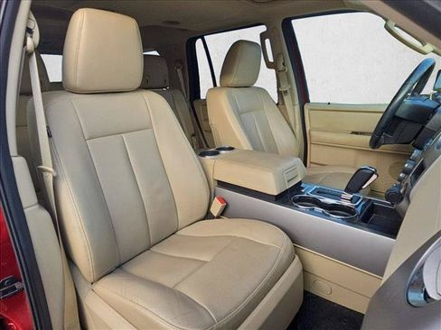 Used 2017 Ford Expedition Limited w/ Equipment Group 301A RWD image 20