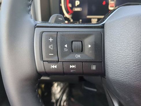 Certified 2025 Nissan Rogue Platinum w/ Tech Package AWD/4WD image 26