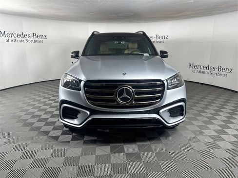 Certified 2025 Mercedes-Benz GLS 450 4MATIC image 2