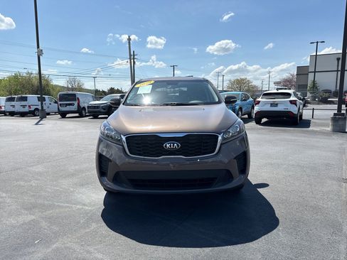 Used 2020 Kia Sorento LX FWD image 8