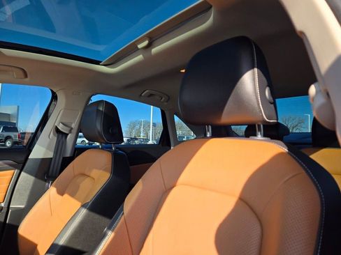 Used 2024 Volkswagen Jetta SEL image 21